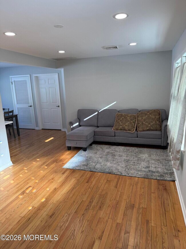 Foto del edificio - 45 Harbor Inn Rd