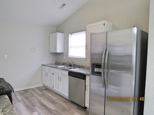 Building Photo - 5512 Wood Hollow Dr, Indpls, IN 46239