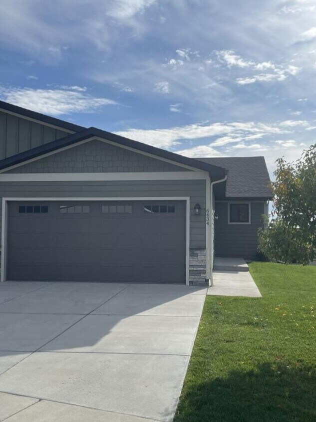 Primary Photo - 3 bedroom in Billings MT 59106
