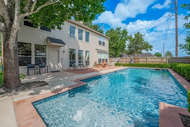 Foto del edificio - 22715 April Springs Ln
