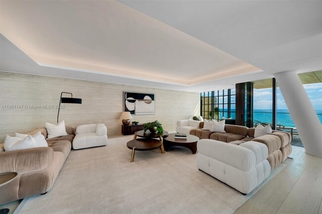 Foto del edificio - 8955 Collins Ave