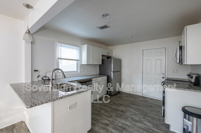 Foto del edificio - 2973 1st Ave SW