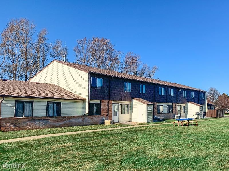 Foto principal - 2 br, 1 bath Townhome - 1101 S Tabor Ave