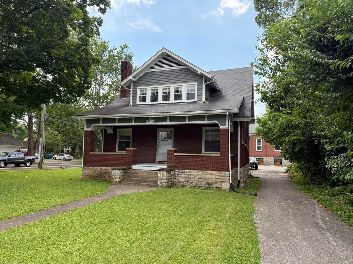 Foto principal - 1815 Nicholasville Rd