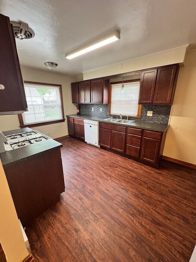 Foto del edificio - 212 E Kline St