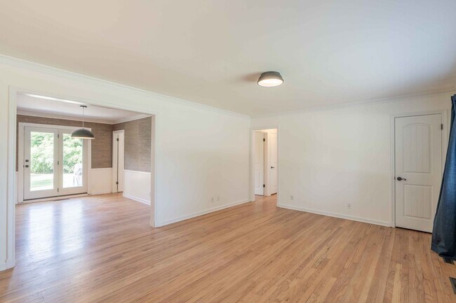 Foto del edificio - 4807 E 26th St