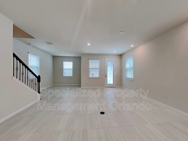Building Photo - 5762 Wooden Pine Dr