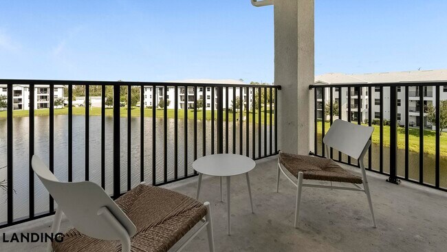 Foto del edificio - 4985 Eastwood Greens St
