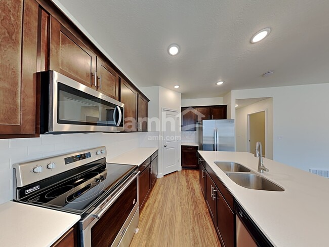 Foto del edificio - 4418 N Poplar St