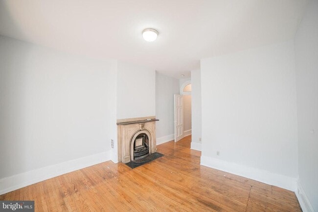 Building Photo - 2316 Spruce St