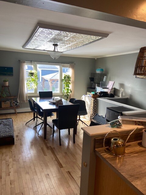Dinning Room - 4 Niquette Ct