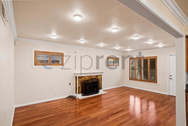 Building Photo - 1141 Kiely Blvd