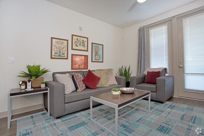 1HAB, 1BA - 596 ft² - The District on Apache