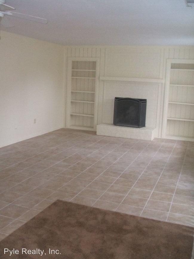 Building Photo - 424 Duck Hunter Ct
