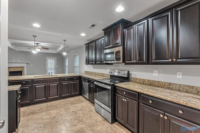 Building Photo - 257 Harold Murphy Dr