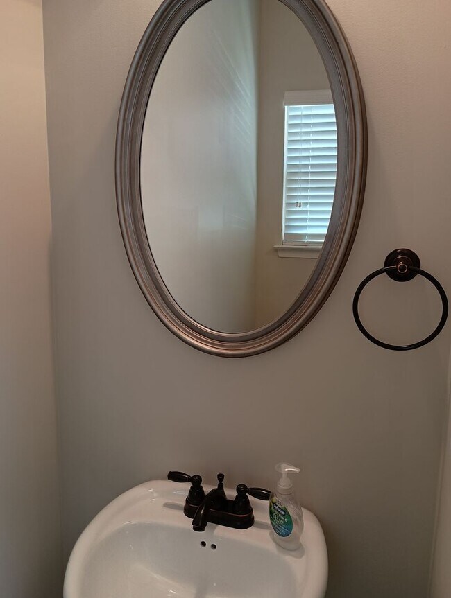 Foto del edificio - Acworth Townhome