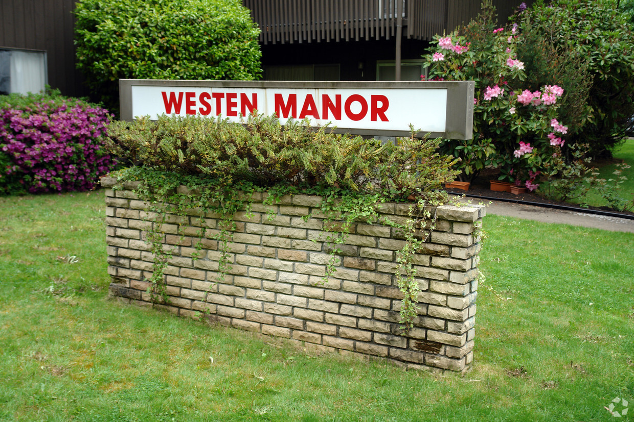 Building Photo - Westen Manor