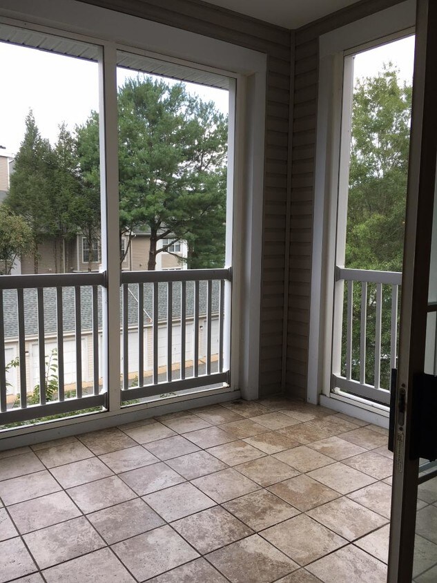 Deck - 201 Yorkshire Way