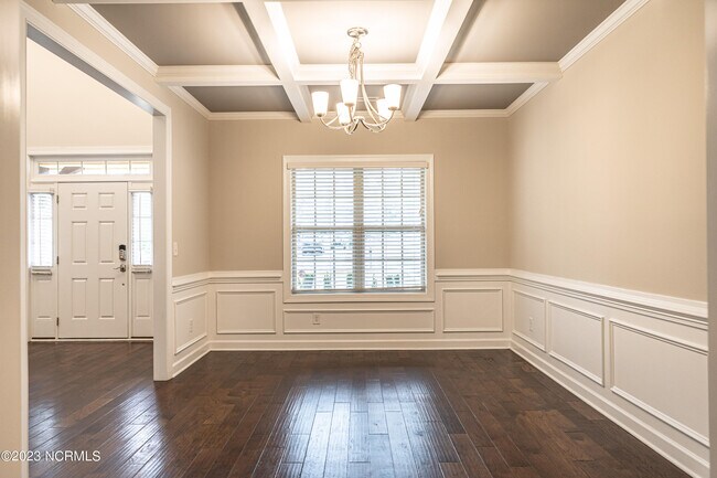 Foto del edificio - 100 Harper Ln