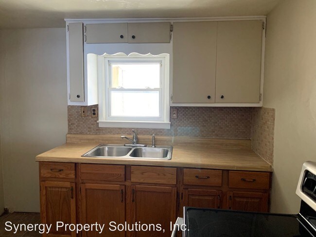 Building Photo - 3 br, 1 bath House - 1209 Seminole Ave. Ri...