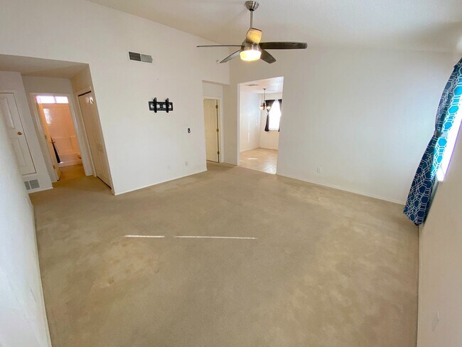 Foto del edificio - East El Paso 3 bed Refrig A/C