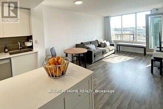 Building Photo - 205 The Donway W