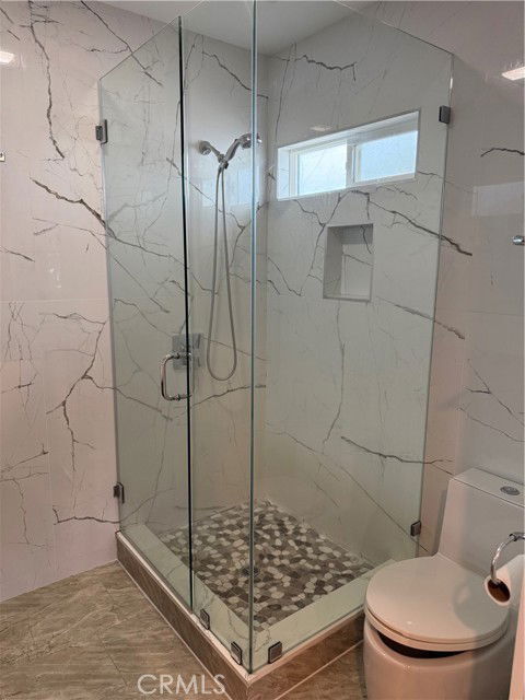 Foto del edificio - 7459 Ruffner Ave