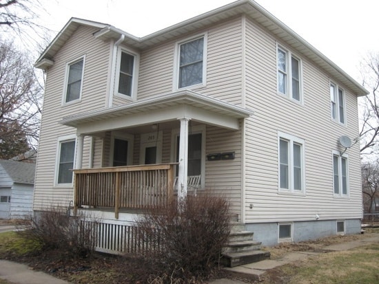 Building Photo - 205 S 4th Street