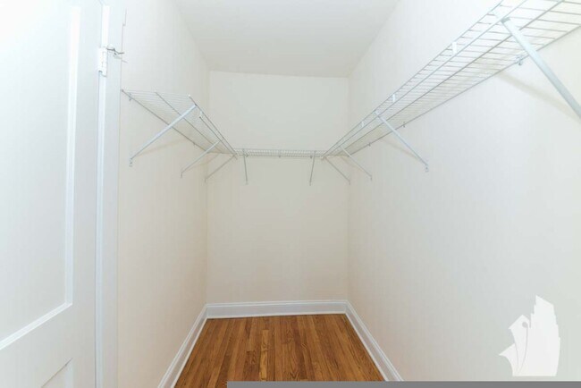 Foto del edificio - 2619 N Spaulding Ave