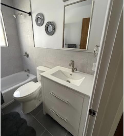 Foto del edificio - 750 Bacon St