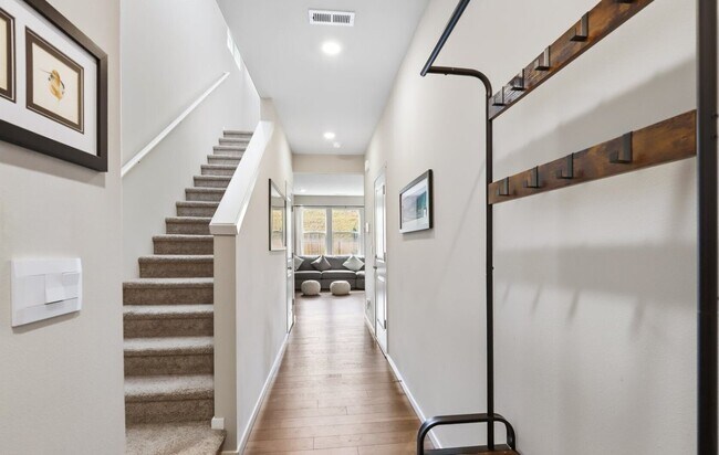 Foto del edificio - 6016 Addison Rd SW
