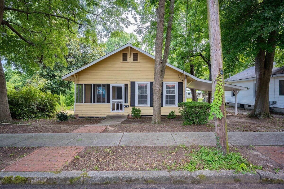 Primary Photo - 2034 Fenwick St