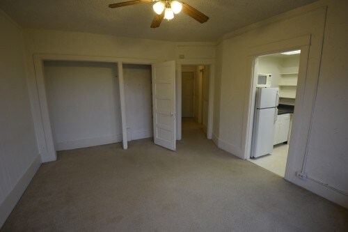 Foto del edificio - Heights Court - Studio