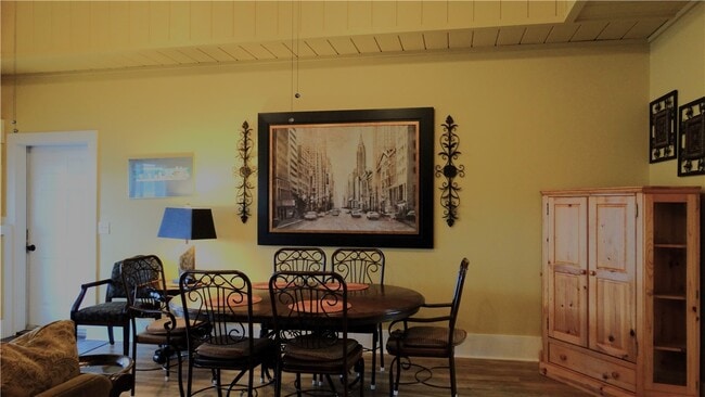 Building Photo - 875 Co Rd 26