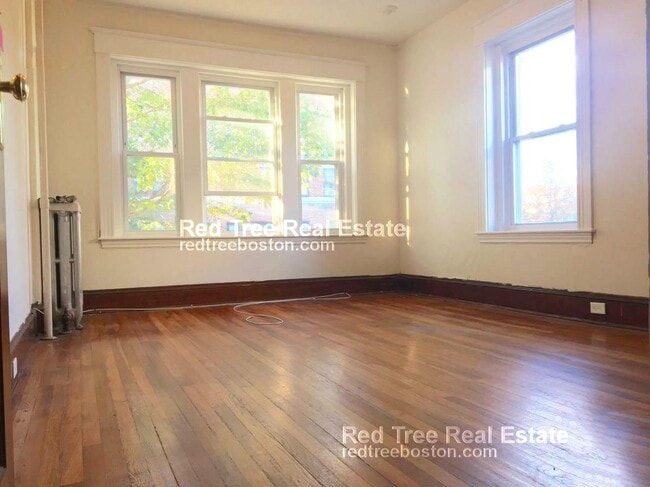 Foto del edificio - 130 Englewood Ave