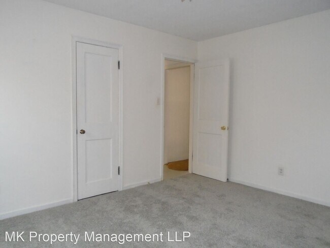 Building Photo - 2 br, 1 bath House - 2071 Tecumseh
