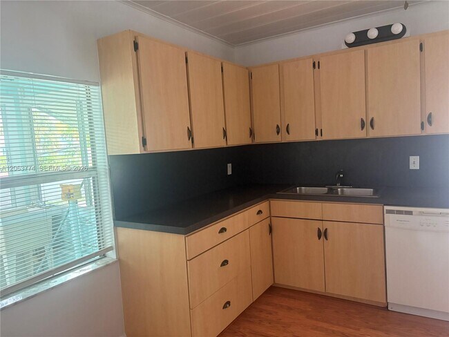 Foto del edificio - 429 49th St