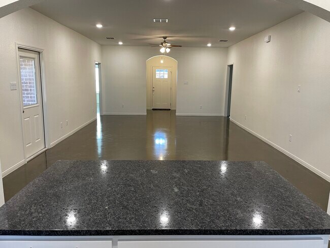 Foto del edificio - 705 Tower Mill Ct