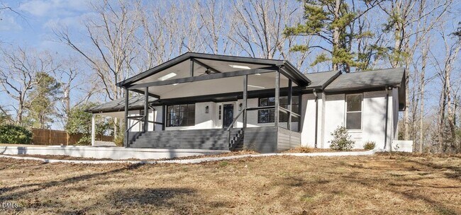 Foto del edificio - 240 Forestwood Park Rd