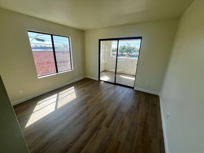 Building Photo - 4227 Fairmount Ave