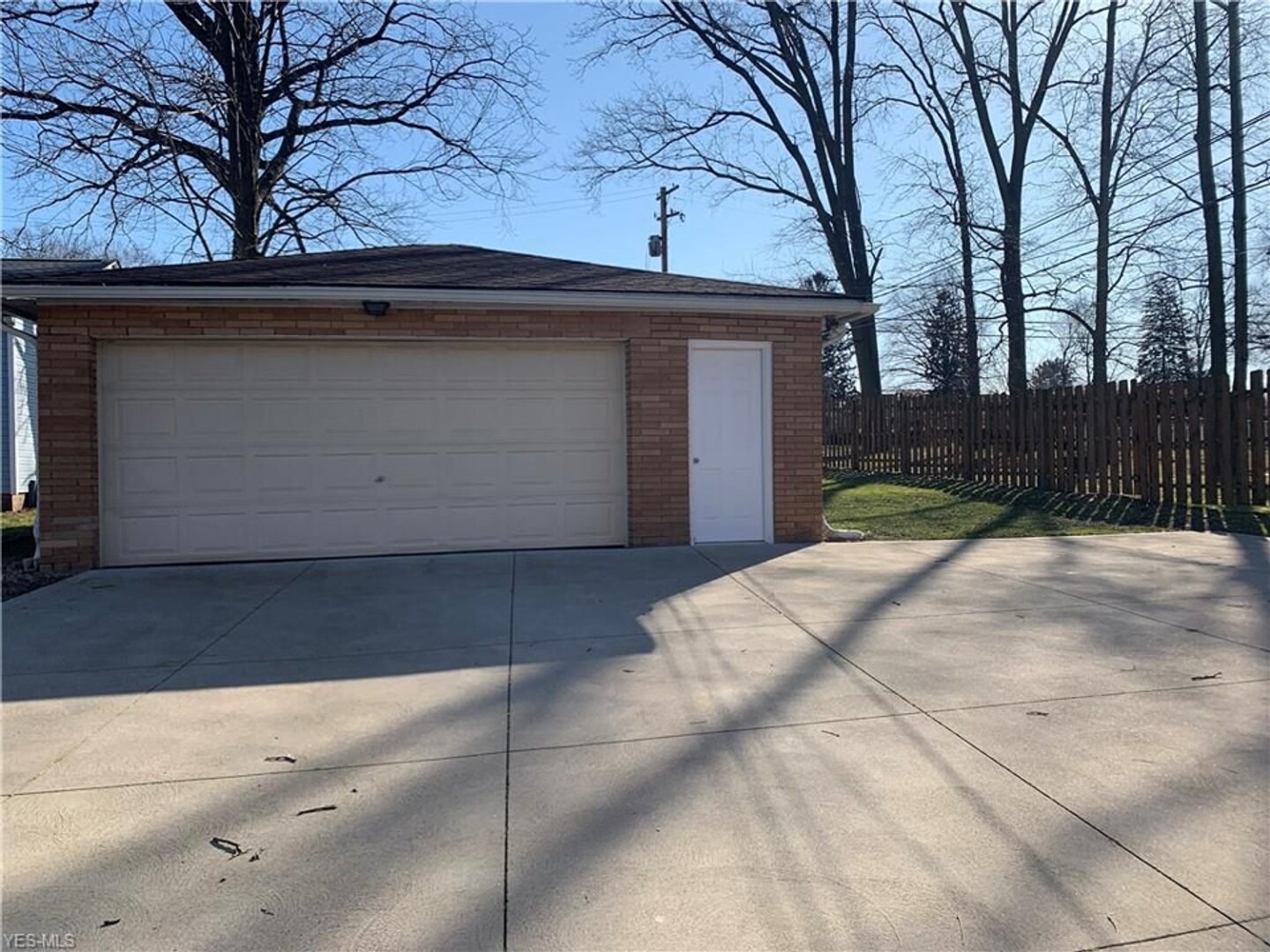 6311 Theota Ave Parma, OH 44129 – photo 3