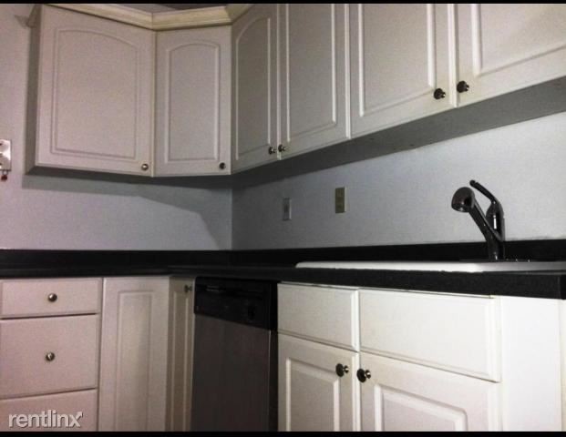 Foto del edificio - 2 br, 1 bath  - 1215 Benoist Farms Rd