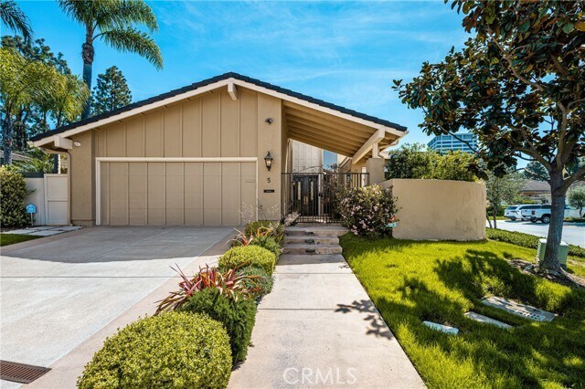 Building Photo - 5 Rue Fontainebleau