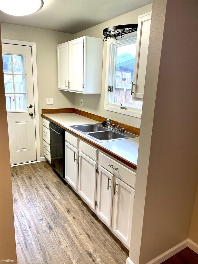 Building Photo - 3 br, 1.5 bath House - 11911 Copper Mounta...