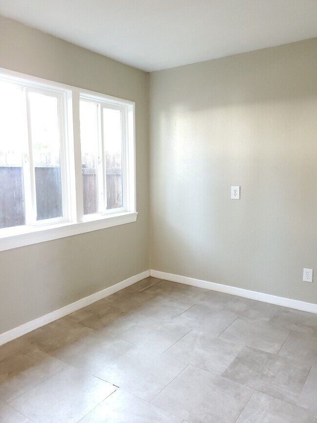 Foto del edificio - 3620 Bickerstaff Rd