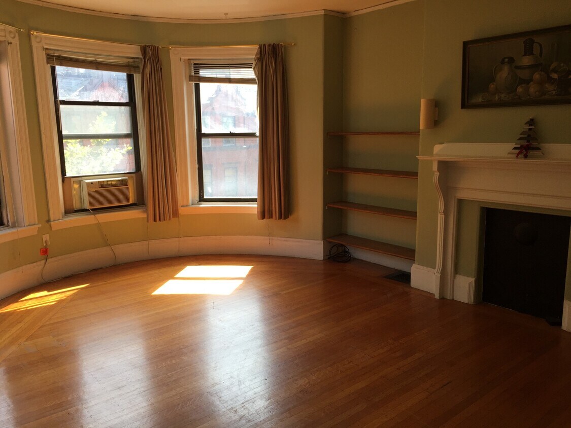 Foto principal - 429 Marlborough St