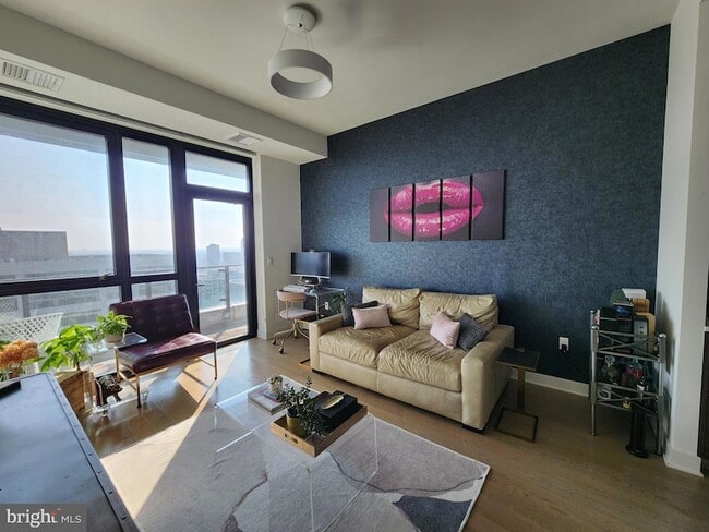 Foto del edificio - 1650 Silver Hill Dr