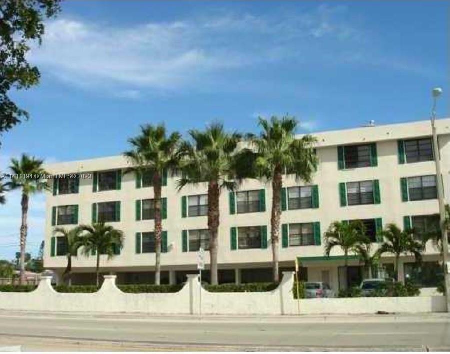 Foto principal - 3000 N Ocean Blvd