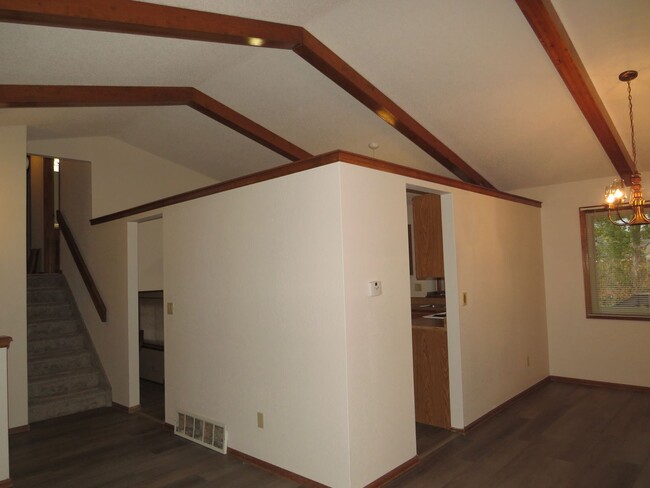 Foto del edificio - Cute 3 Bedroom House in the Briargate Area