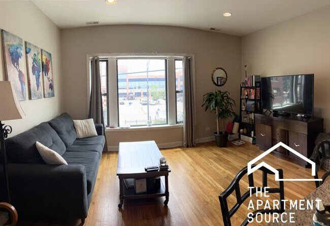 Building Photo - 2 bedroom in Chicago IL 60614